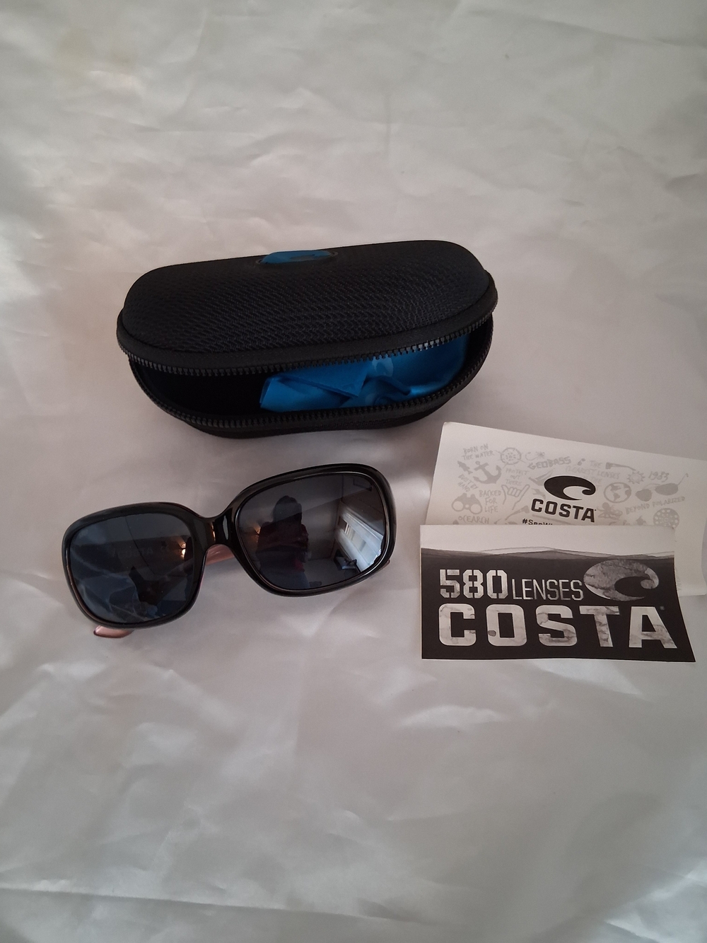 Costa 580 Polarized Black Sunglasses with Case